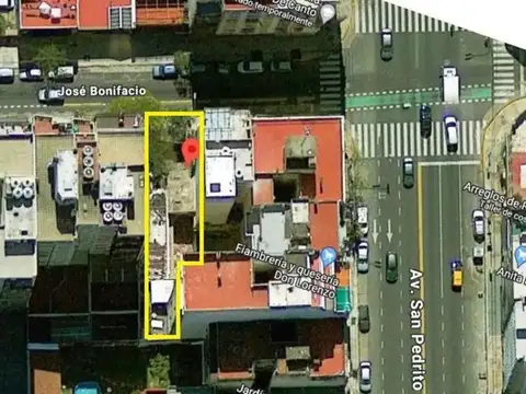 Terreno en Venta en Flores, USD 290.000