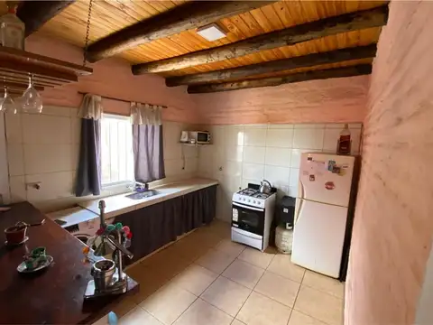 Casa 4 ambientes con 1 baño