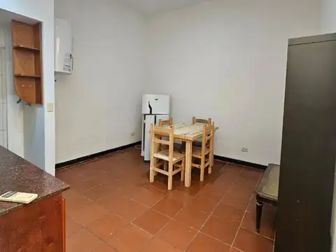 Depto Tipo Casa en Alquiler de 2 dormitorios