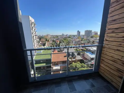 ALQUILER  Monoambiente con terraza y zoom.CASEROS CENTRO