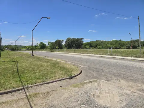 Terreno en Venta en Oro Verde, USD 32.000