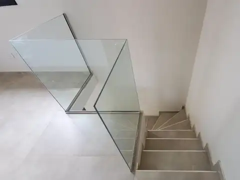 Depto Tipo Casa en Venta con 1 cocheras