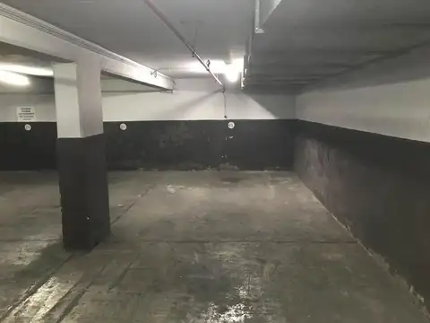 Viamonte e/ Esmeralda y Suipacha