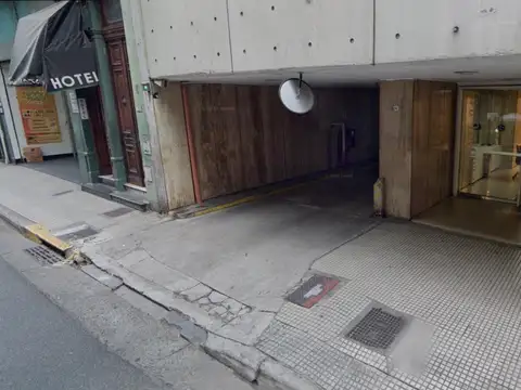 Cochera en venta - 11Mts2 - Monserrat