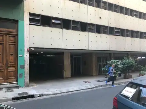 Viamonte e/ Esmeralda y Suipacha