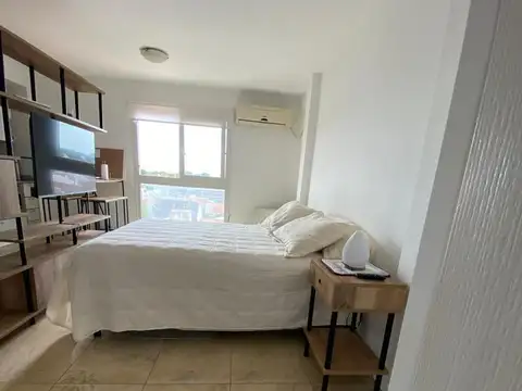 VENTA. IMPECABLE MONOAMBIENTE  A MEDIA CUADRA DEL MAR CHARLONE 200 MAR DEL PLATA