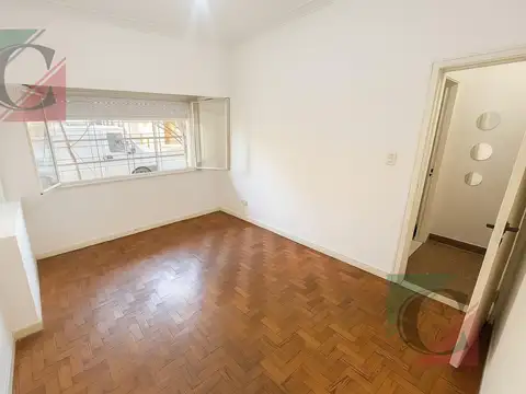 PH en  3 ambientes con patio y cochera