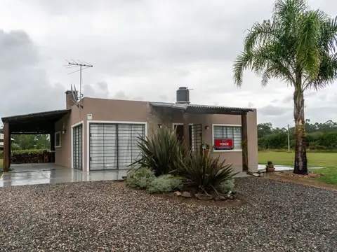 Casa de dos dormitorios en venta Punta Negra - Piriapolis