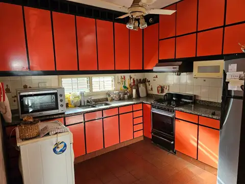 Depto Tipo Casa en Venta 40 años