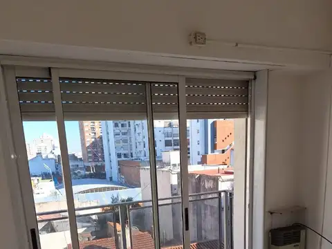 Excelente dpto 1 amb con balcón! Frente