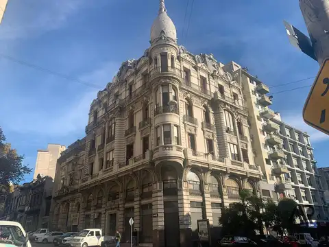 Apartamento en venta de 3 dormitorios en Centro