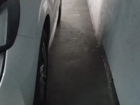 Humboldt e/ Honduras y Gorriti