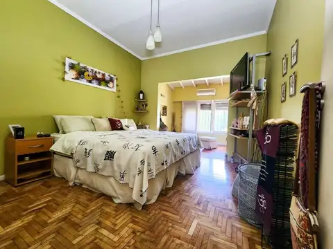 VENTA CASA 5 AMB + QUINCHO + PILETA - HURLINGHAM