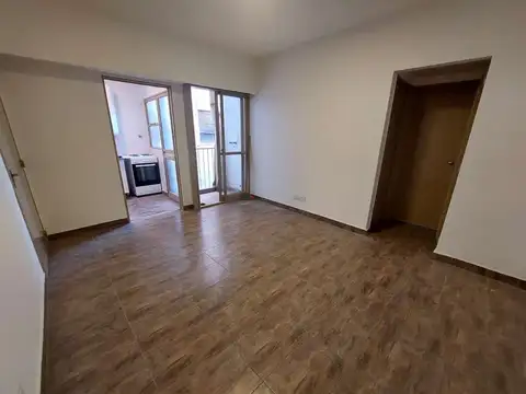 Nicasio Oroño 1600, Piso 1