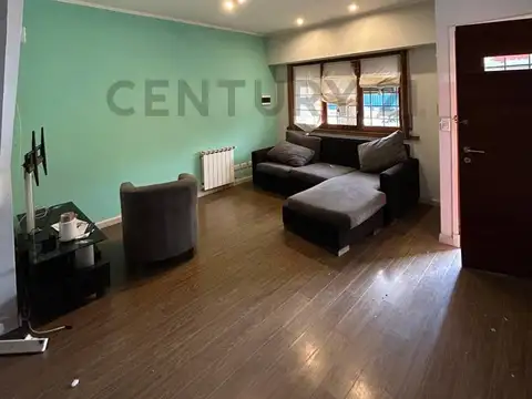 Casa 4 Ambientes Reciclada en Barrio San Juan