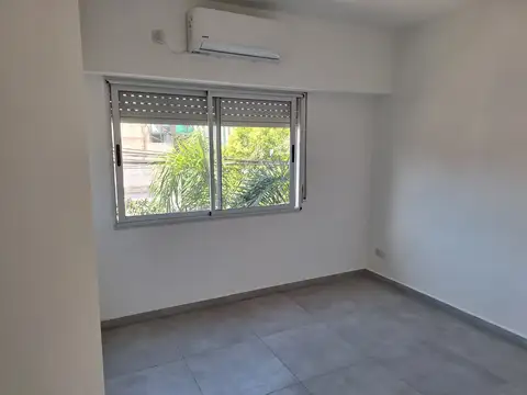 PH 3 AMBIENTES, BALCON CON PARRILLA AL FRENTE, PRIMER PISO POR ESCALERA, FINANCIACION