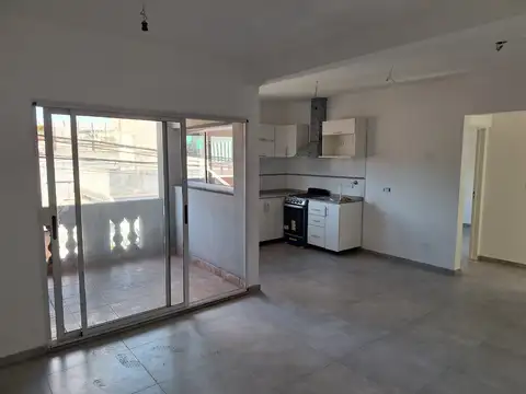 José María Calaza 1500, Piso 1