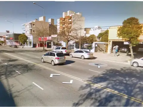 Av. Independencia 3800