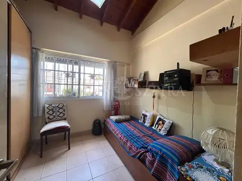 Depto Tipo Casa en Venta en Villa Luzuriaga, USD 85.000