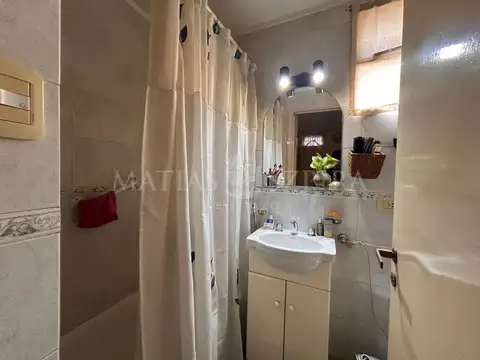Depto Tipo Casa en Venta con 1 cocheras