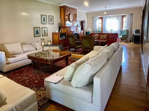 Casa en Venta en Acassuso Libertador  /  Solis, USD 880.000