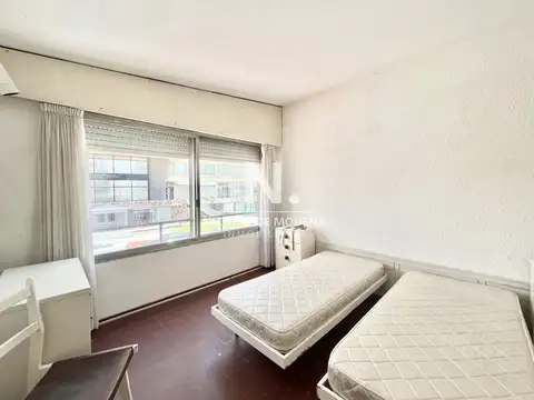 Departamento en Venta en Península, USD 120.000