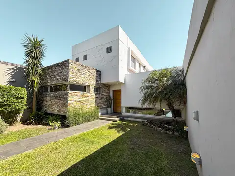 Casa en Venta en Republica De La Sexta, USD 310.000