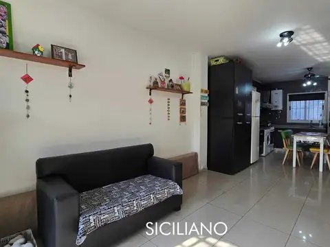 Depto Tipo Casa en Venta 14 años