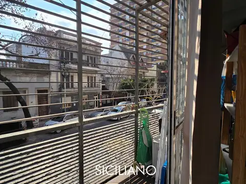 Depto Tipo Casa 3 ambientes con 2 baños