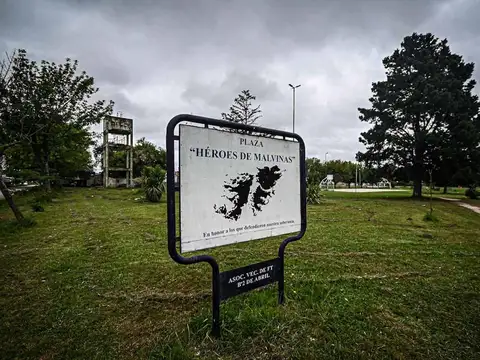 Venta de VARIOS LOTES en 2 De Abril, Mar del Plata