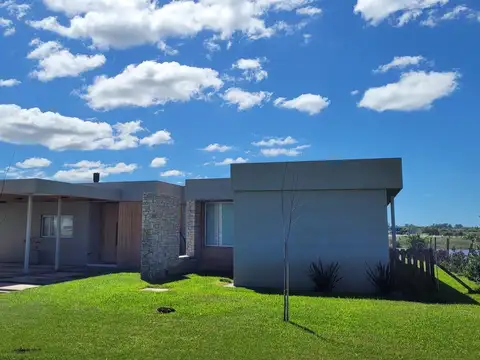 San Sebastian, Area 5, Pilar