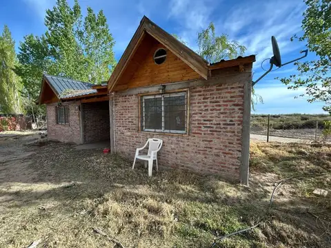VENTA CASA DOS DORMITORIOS, BARRIO LA MATILDE