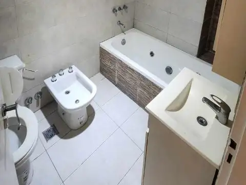 Depto Tipo Casa en Alquiler de Monoambiente