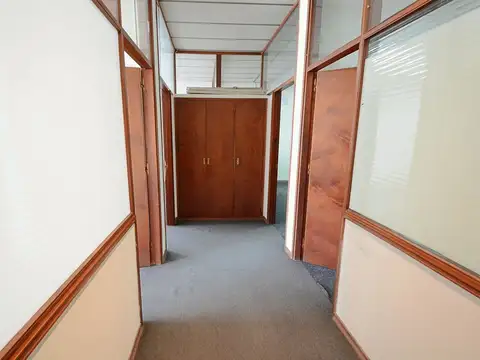 Oficina en Alquiler 79 años