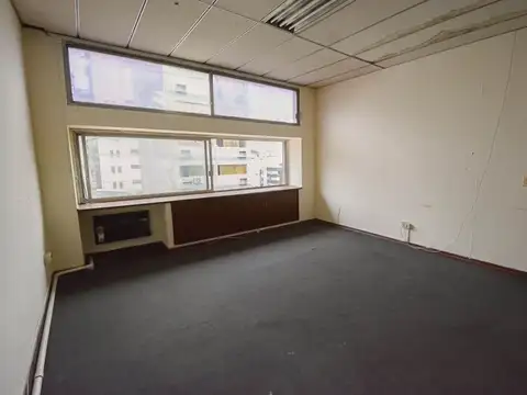 Alquiler Oficina 112m2 recepción 3 privados Centro