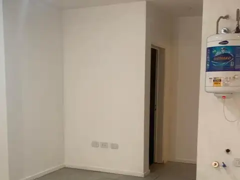 Depto Tipo Casa en Venta en Munro-Oeste, USD 80.000