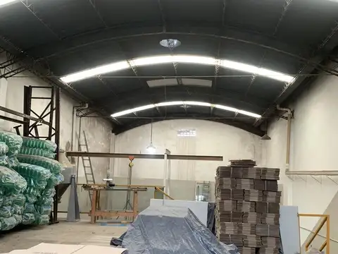 Galpon en Venta en Munro, USD 240.000