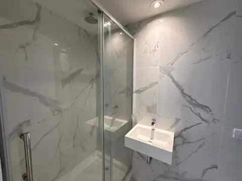 Departamento en Alquiler con 2 cocheras