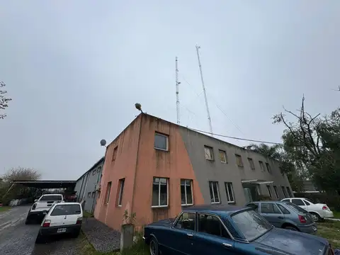 Galpon en Alquiler 40  mts Frente