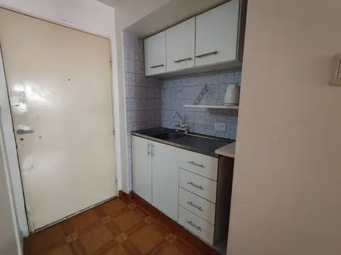 ALQUILER MONOAMBIENTE AV LIBERTADOR LAUNDRY TERRAZ