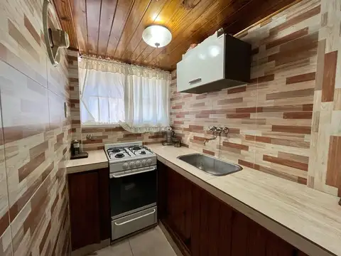 Casa 4 ambientes con 3 baños