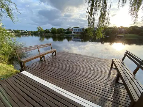 Venta Casa 4 amb. a La Laguna c/ amarra barrio San Isidro Labrador Villanueva Tigre