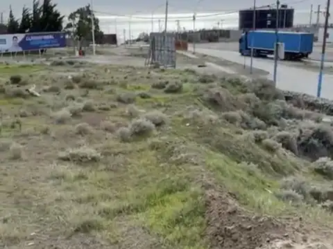 Terreno en Venta en Caleta Olivia, USD 330.000