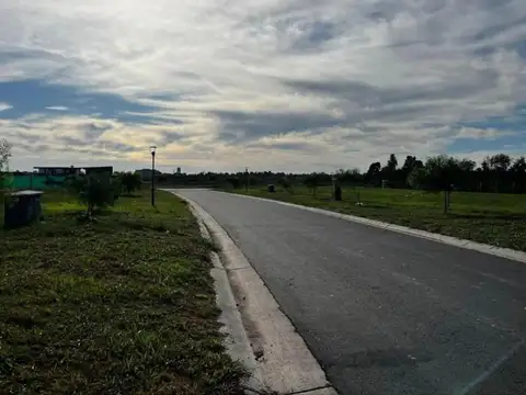 ADG. Lote en Village Joven, Bella Vista