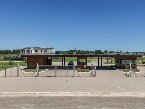 ADG. Lote en Village Joven, Bella Vista