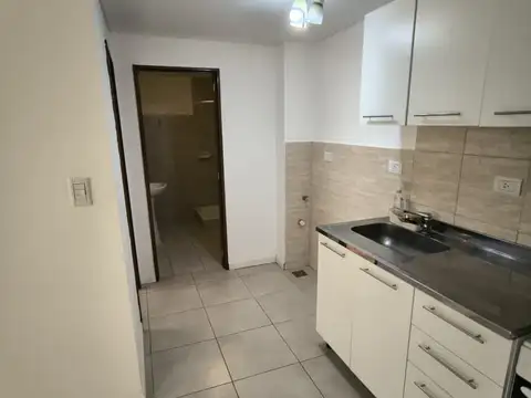 Gobernador Paz 100, Piso 3