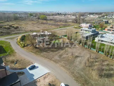 Terreno en Venta de 1627,0 m2