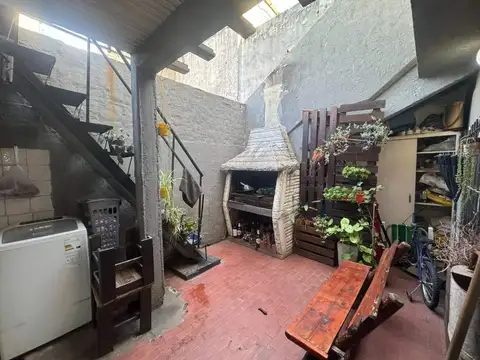 Depto Tipo Casa en Venta de 4 dormitorios