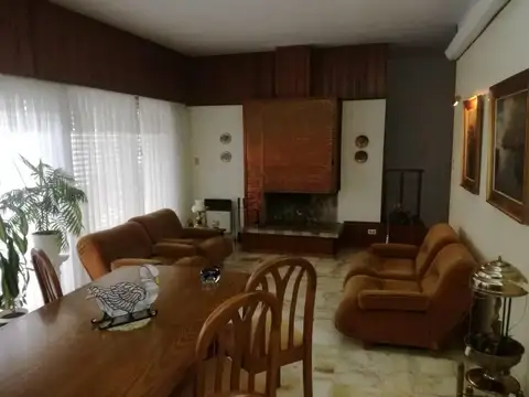 Churruarin c/ Bolivar