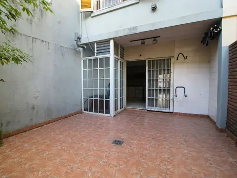 Depto Tipo Casa en Venta 25 años